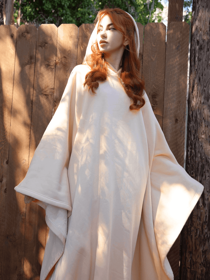 Coperta oversize con cappuccio da donna in pile e maniche, per l’autunno