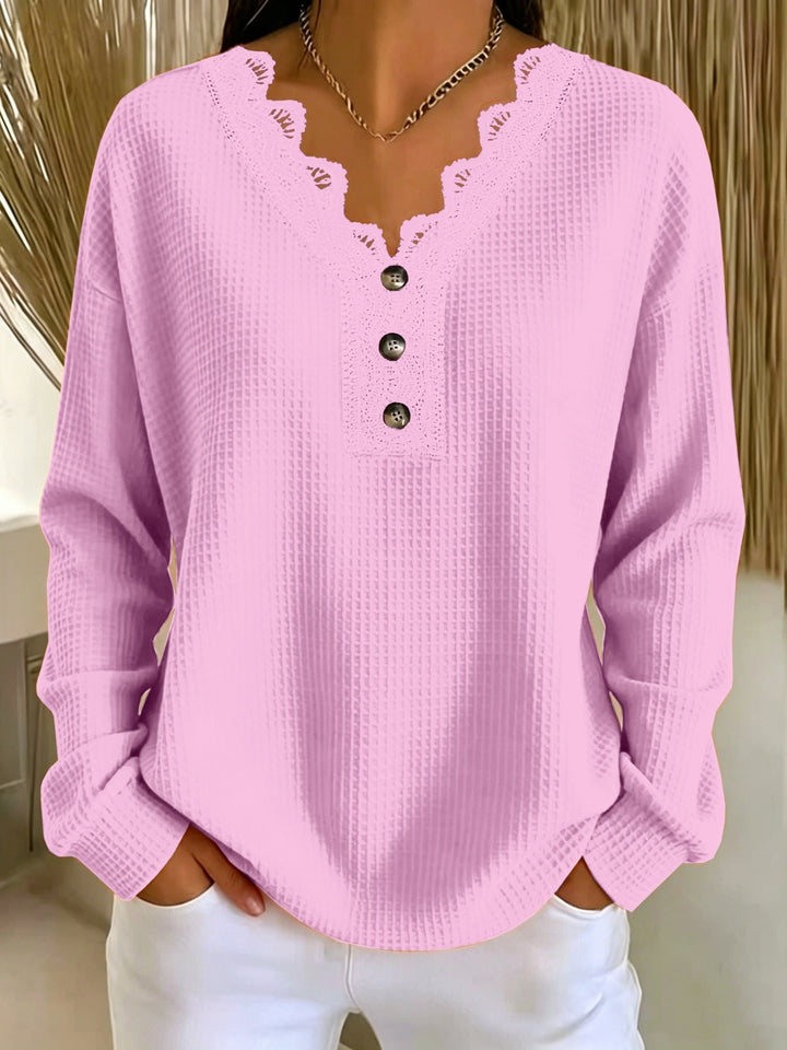 Blouse femme à manches longues en maille gaufrée, col V en dentelle et boutons pour l’automne