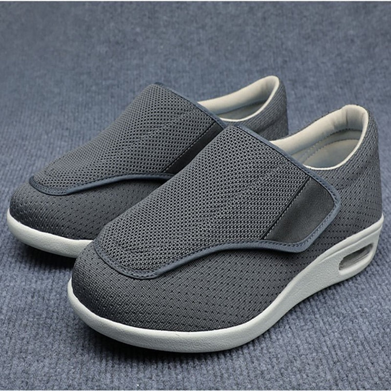 Chaussures larges en mesh respirant pour l'été, réglables, avec semelles en mousse à mémoire de forme