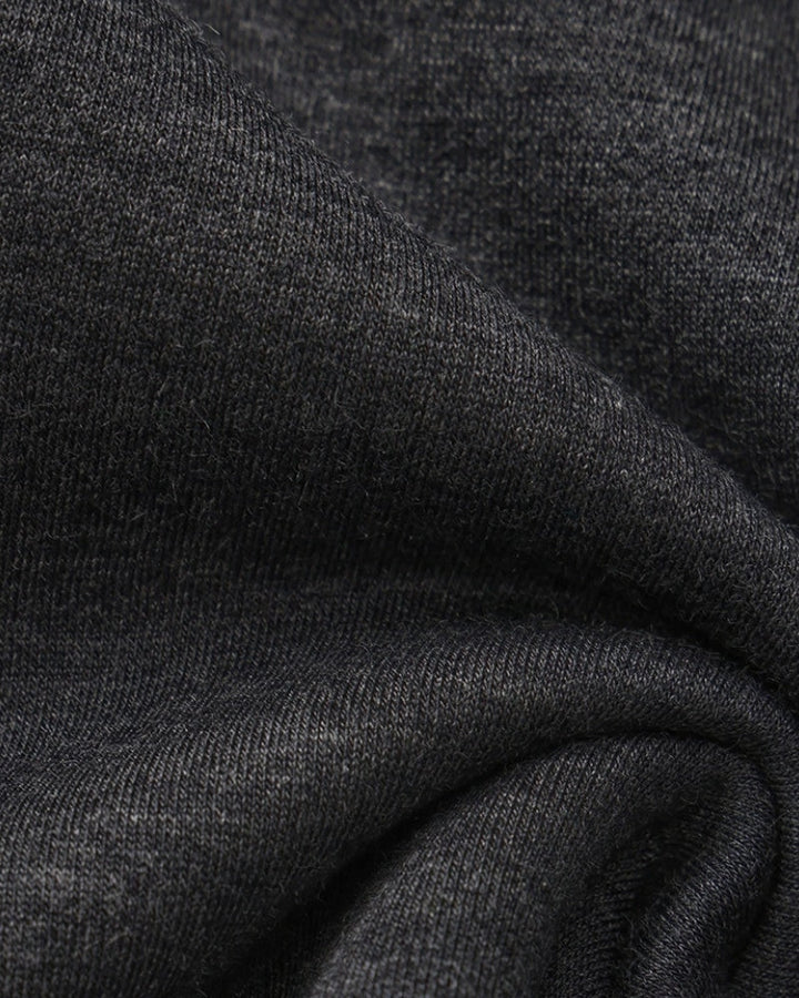 Men’s classic plain cotton sweatshirt with a crew neck, for autumn