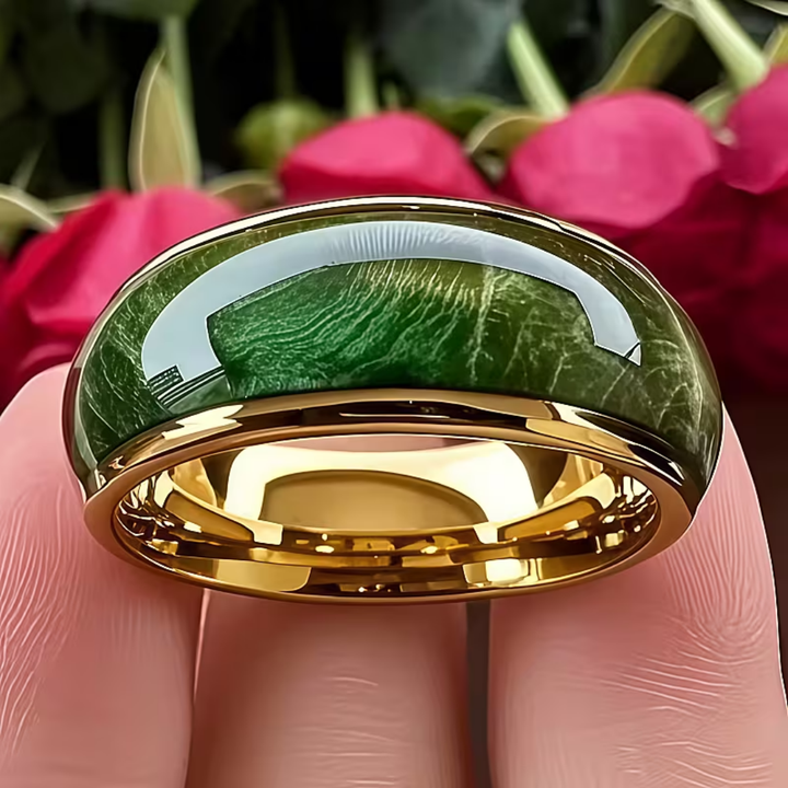Bague femme plaquée or avec émeraude, motif couronne, style automnal