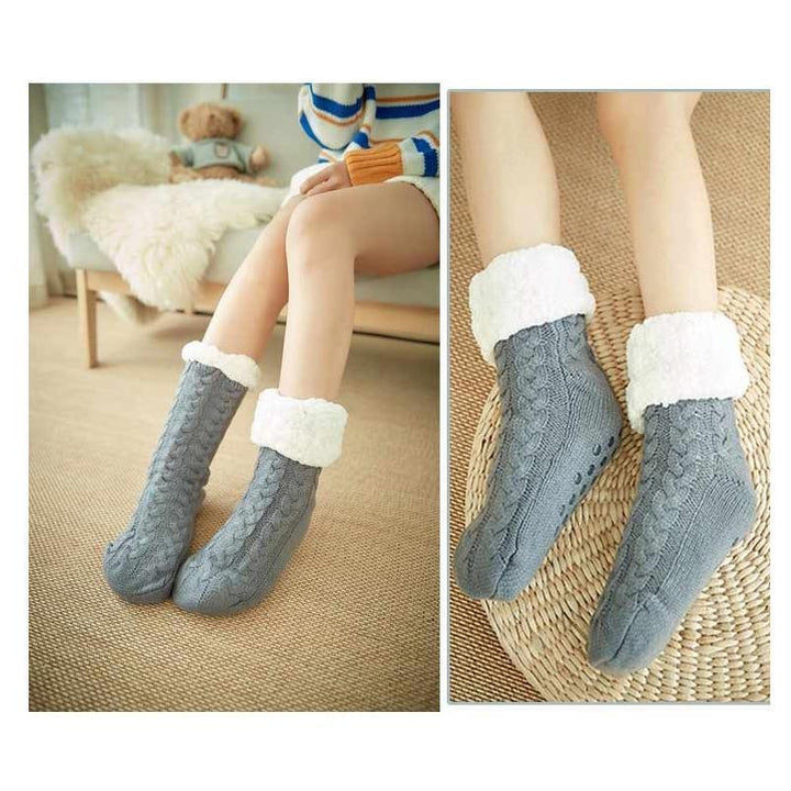 Chaussettes chaudes d'hiver antidérapantes en polaire pour garder les pieds au chaud