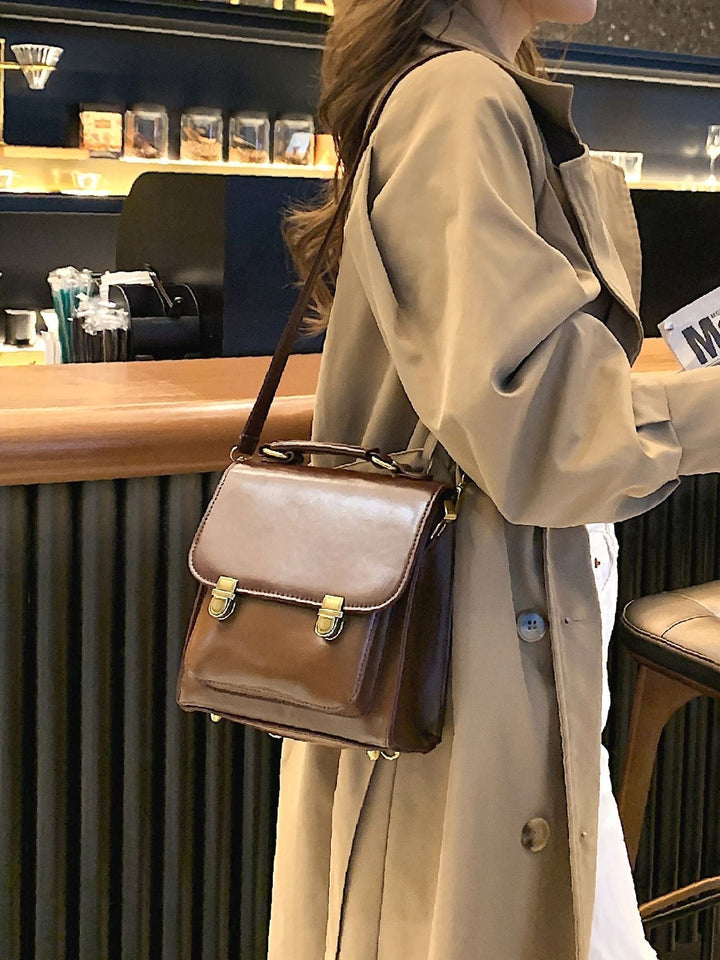 Sac à dos à rabat à double teinte pour femmes - Parfait pour toute aventure !