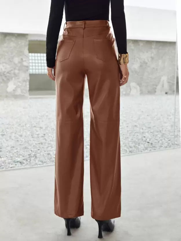 Pantalones de cuero para mujer para un look elegante
