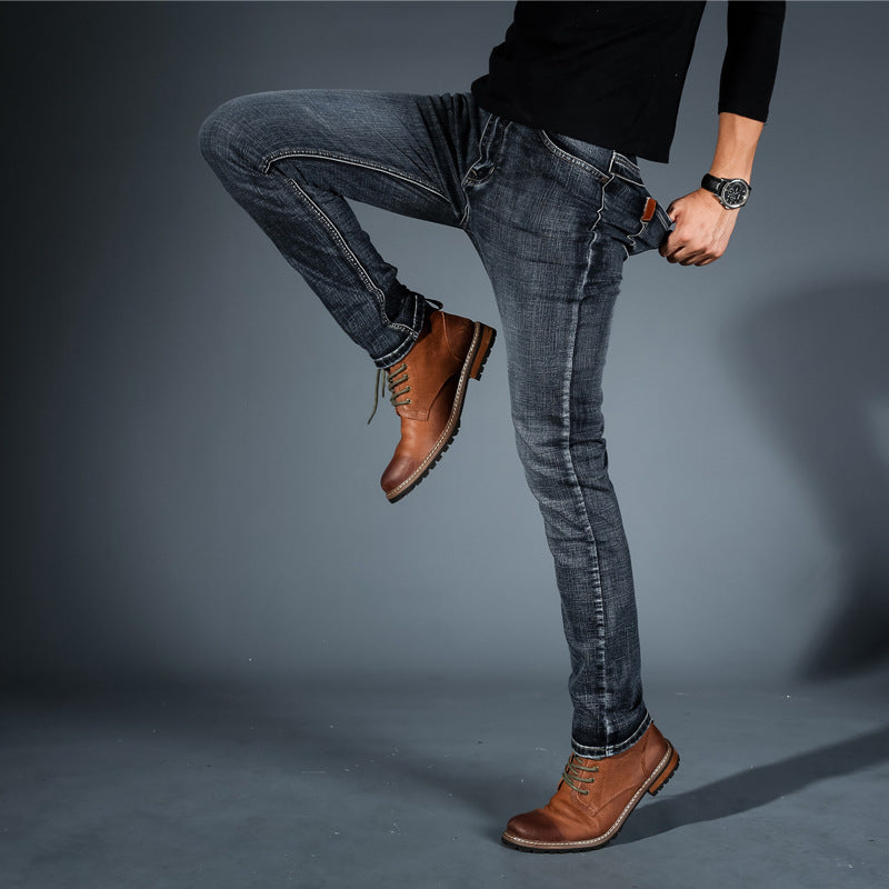 Jean homme coupe slim en coton extensible pour l’automne