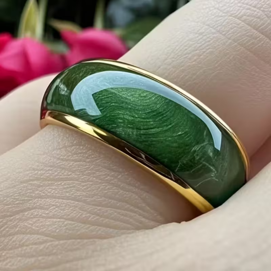 Bague femme plaquée or avec émeraude, motif couronne, style automnal
