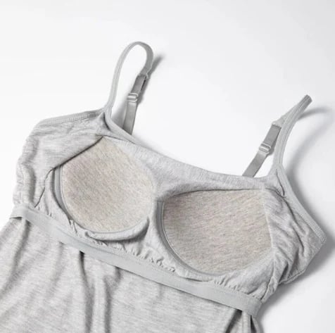 Canotta donna con reggiseno integrato in modal traspirante per la stagione estiva