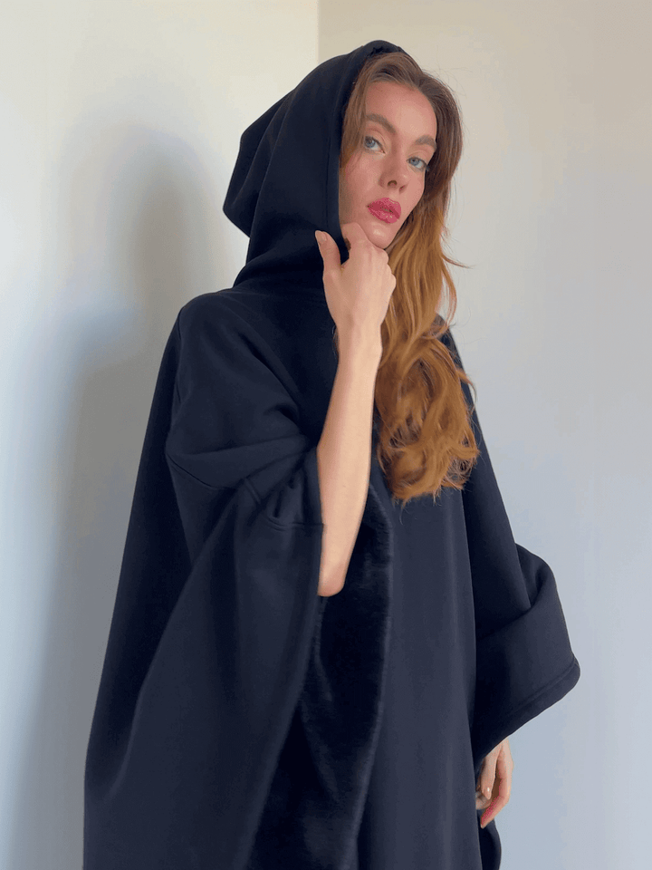 Coperta oversize con cappuccio da donna in pile e maniche, per l’autunno