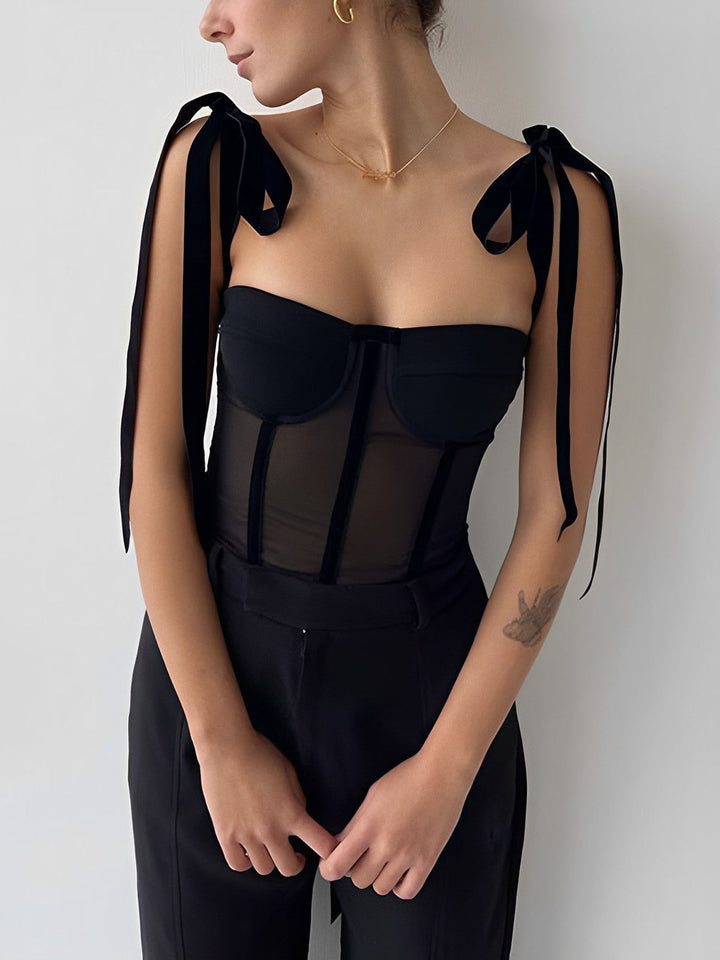 Yana - Elegancki top gorsetowy z czarnej siateczki dla kobiet