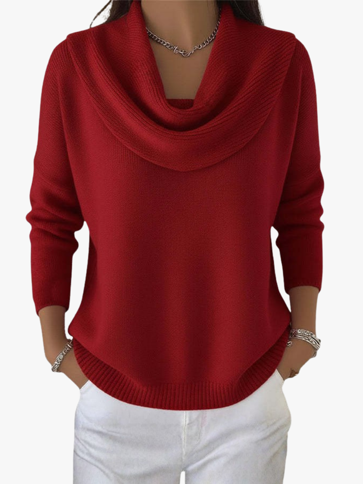 Pull femme en maille à décolleté élégant pour l'automne, idéal pour les tenues quotidiennes.