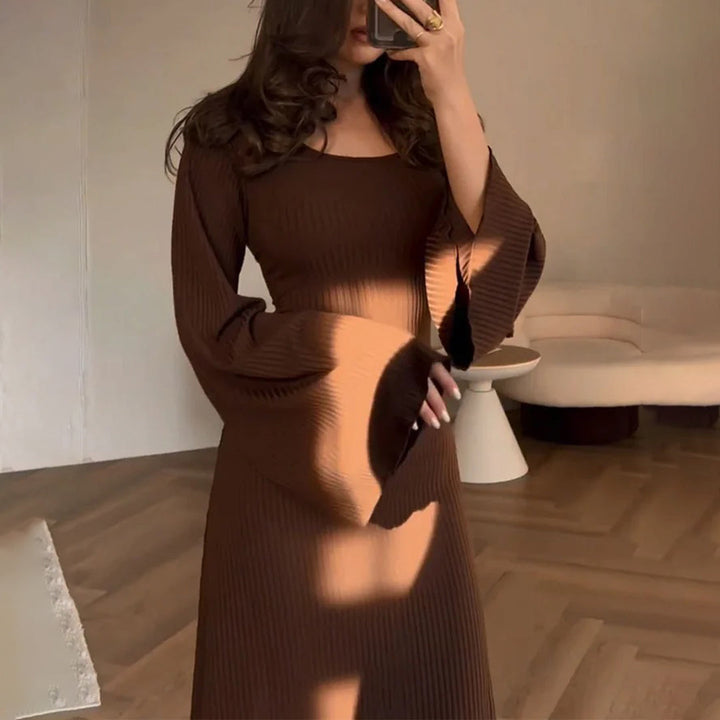 ELENA - O geantă moale pentru un birou elegant