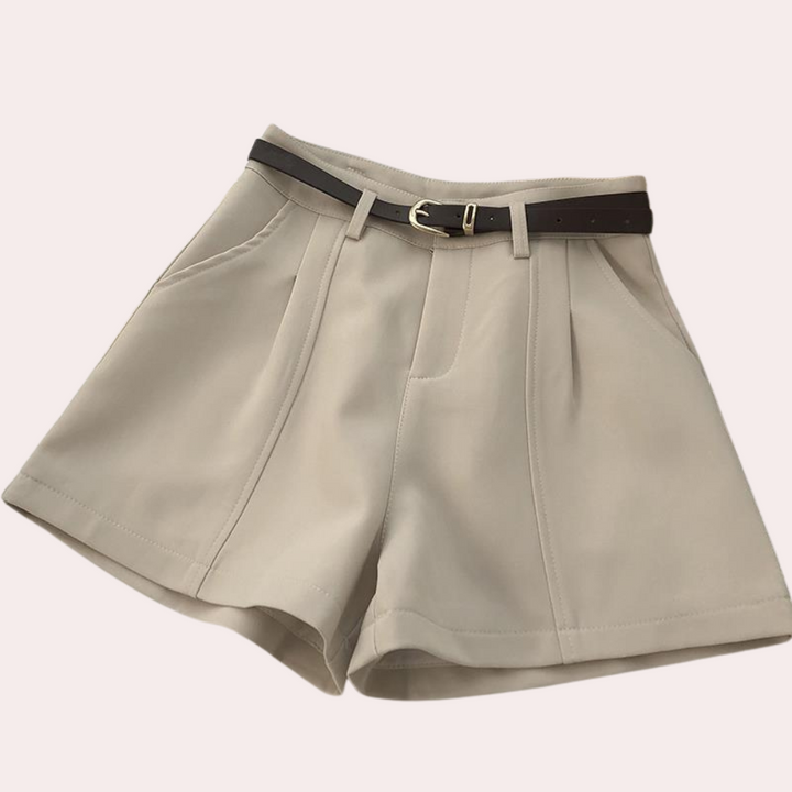 Klaras - Stylish wide-leg shorts for women