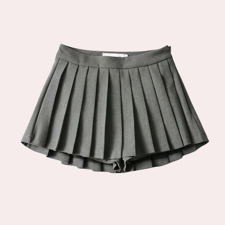 Elegant Luna - Feminine Pleated Skirts for a Chic Look