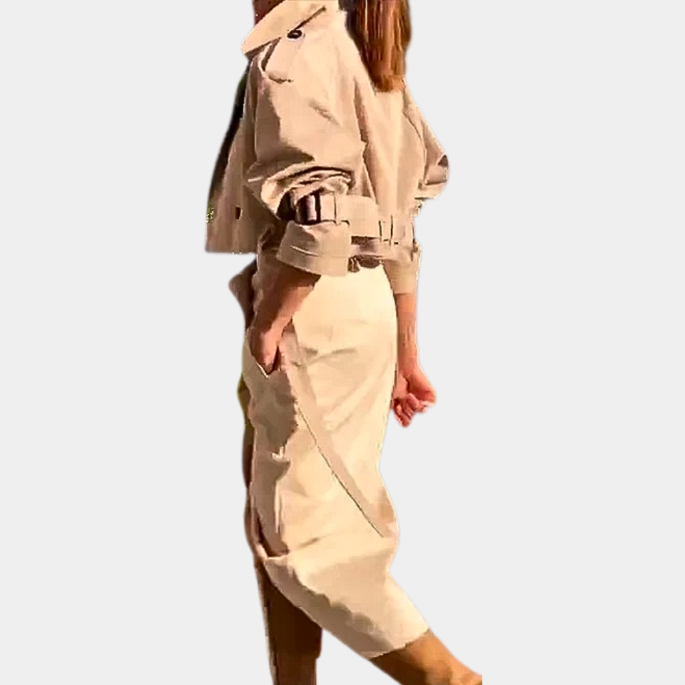 Elegant trench coat set for women for a timeless look