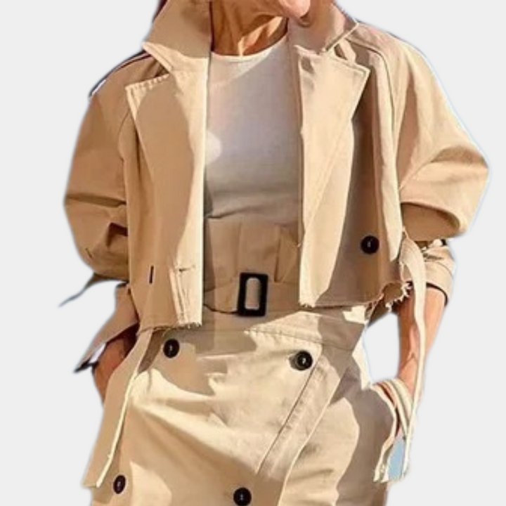Elegant trench coat set for women for a timeless look
