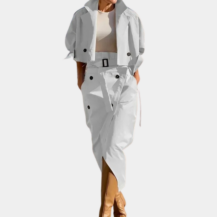 Elegant trench coat set for women for a timeless look