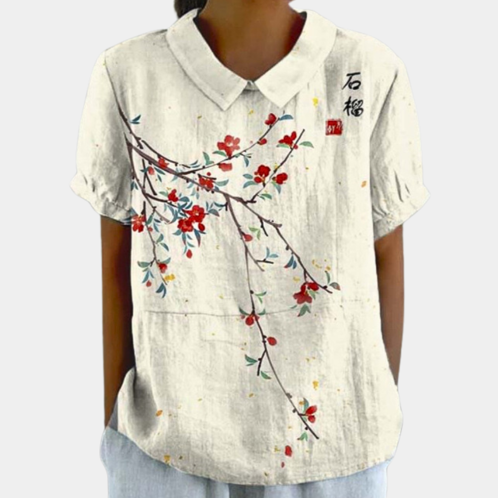 Vibrant and elegant women's blouse for a casual look