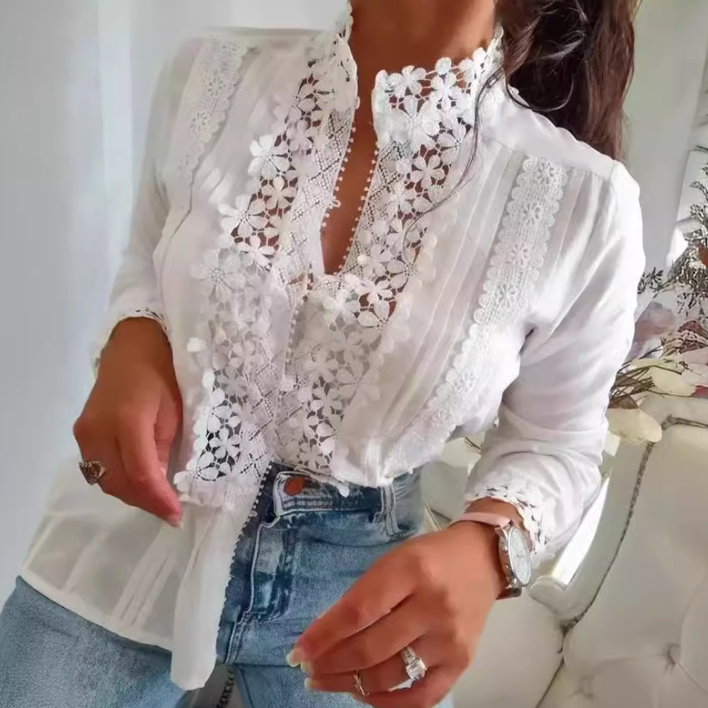 Marga - Enchanting blouse with elegant floral lace for a romantic look