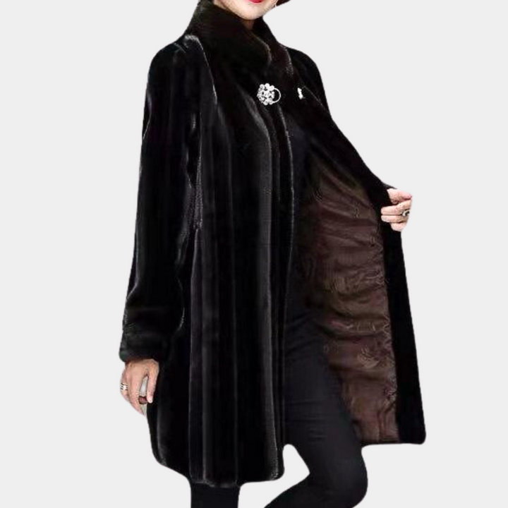 Cappotto invernale elegante e caldo da donna di LAURA