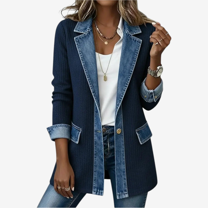 Veste en jean pour femme avec une finition en tricot pour l'automne, style décontracté