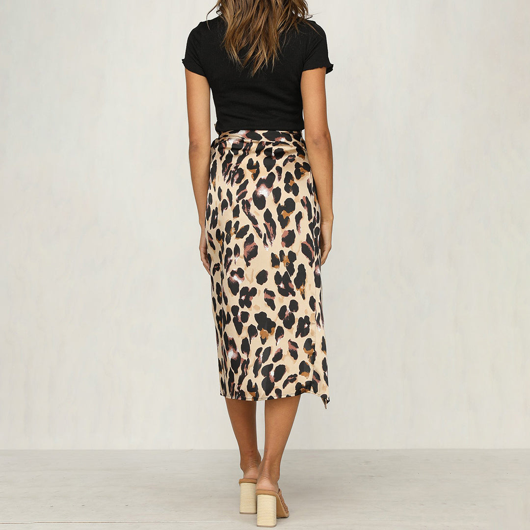 Gonna audace con stampa leopardata trendy di EHLEYR