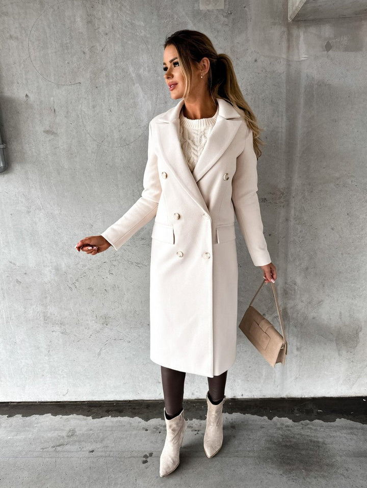 Cappotto lungo da donna in misto lana, dal taglio elegante e aderente, per l’autunno