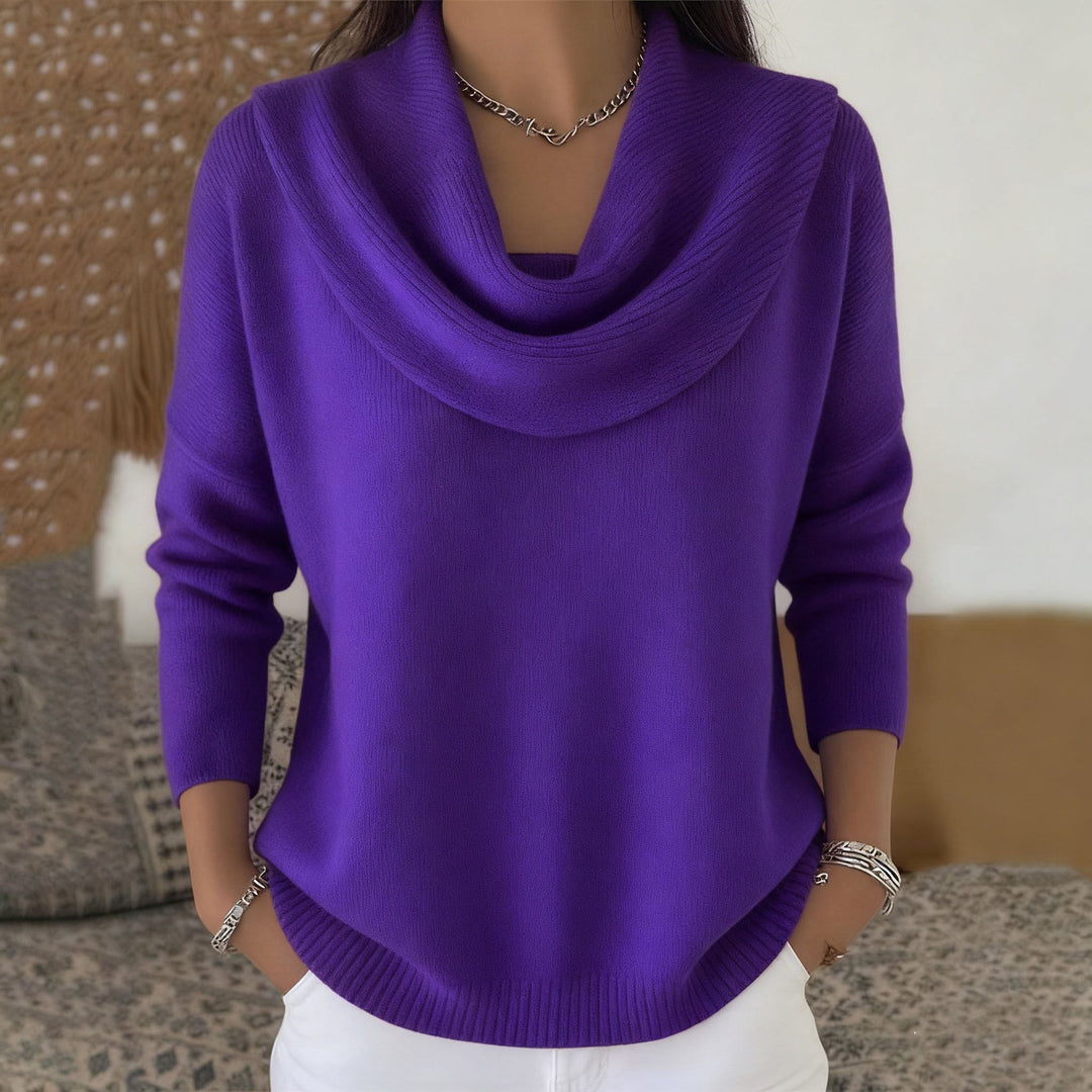 Pull femme en maille à décolleté élégant pour l'automne, idéal pour les tenues quotidiennes.