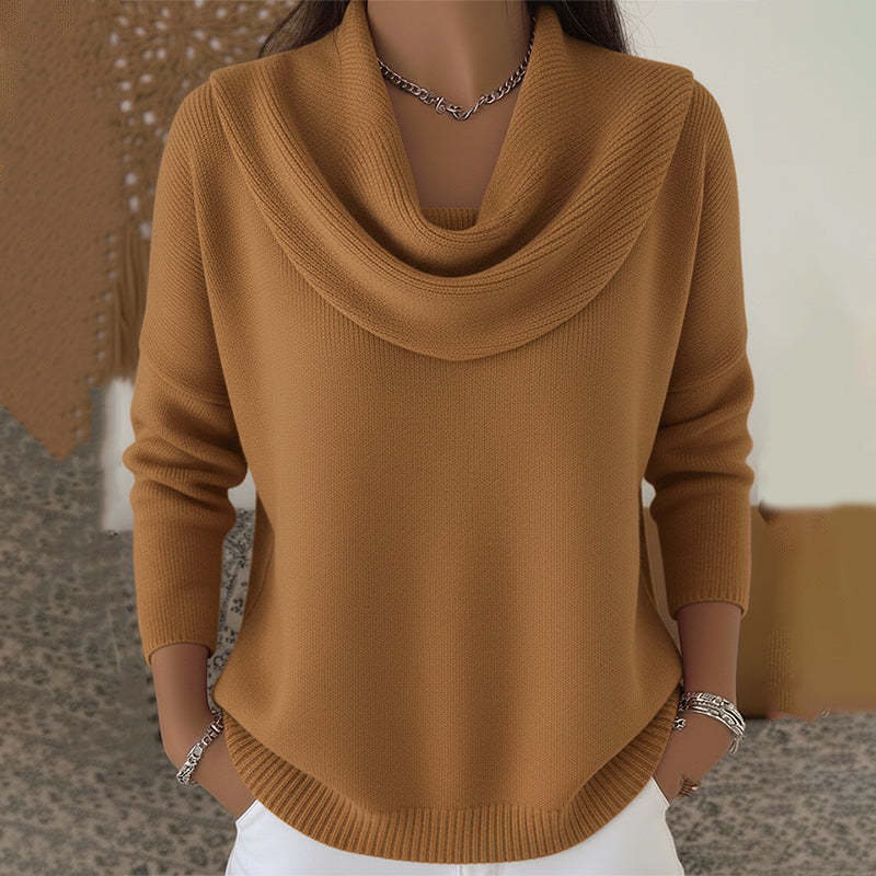 Pull femme en maille à décolleté élégant pour l'automne, idéal pour les tenues quotidiennes.