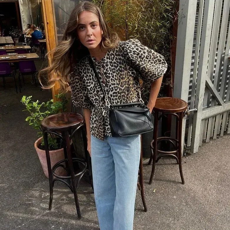Bella - Top elegant cu fundă și imprimeu leopard la modă pentru femei