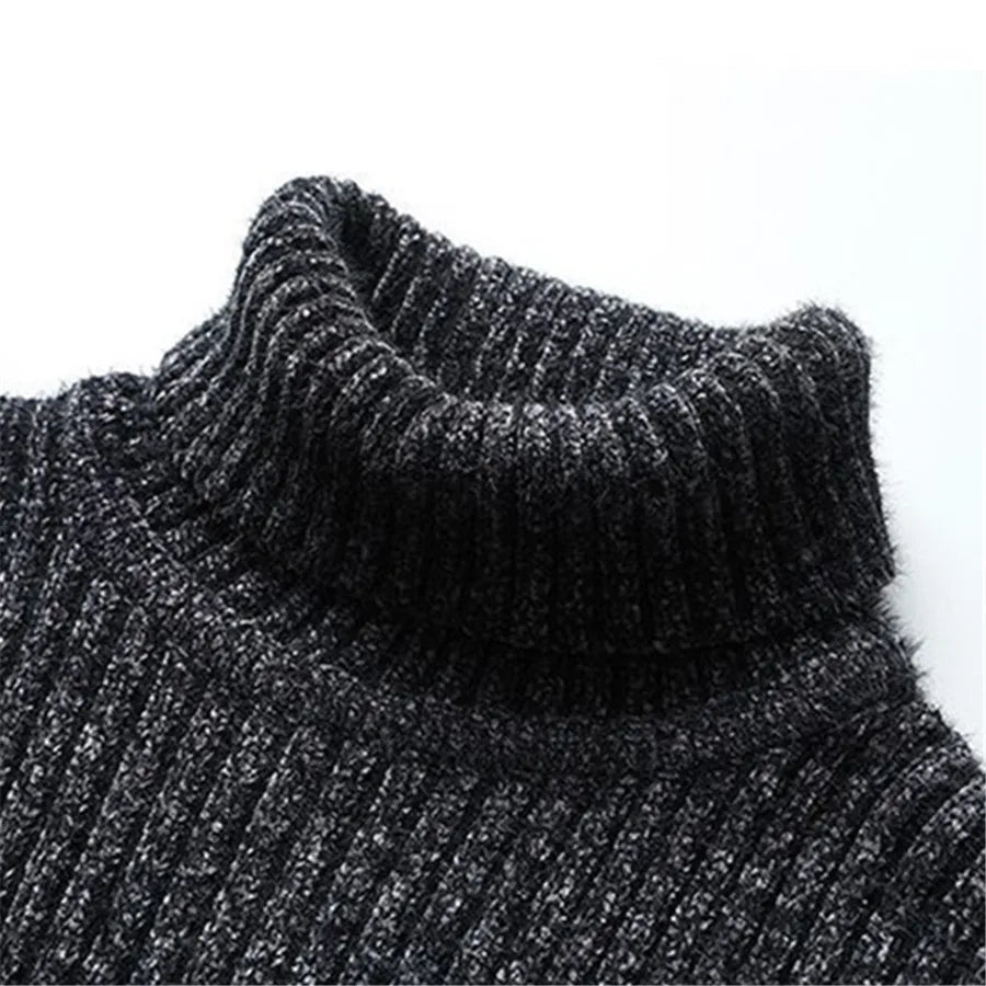 Men’s classic ribbed wool turtleneck sweater, ideal for autumn