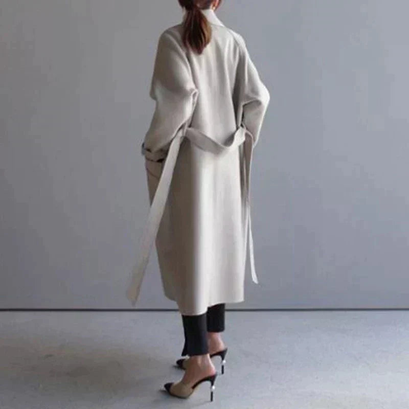 Manteau long d’hiver élégant pour femme en laine
