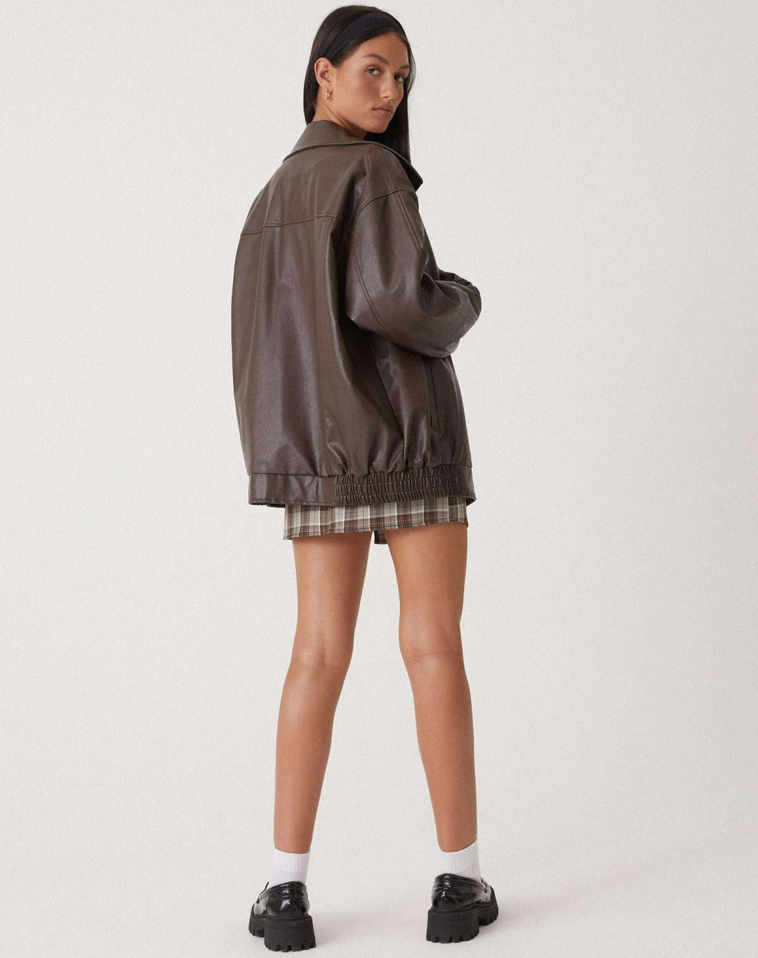 Veste perfecto en cuir pour femme, coupe oversize, idéale pour l’automne et la mi-saison