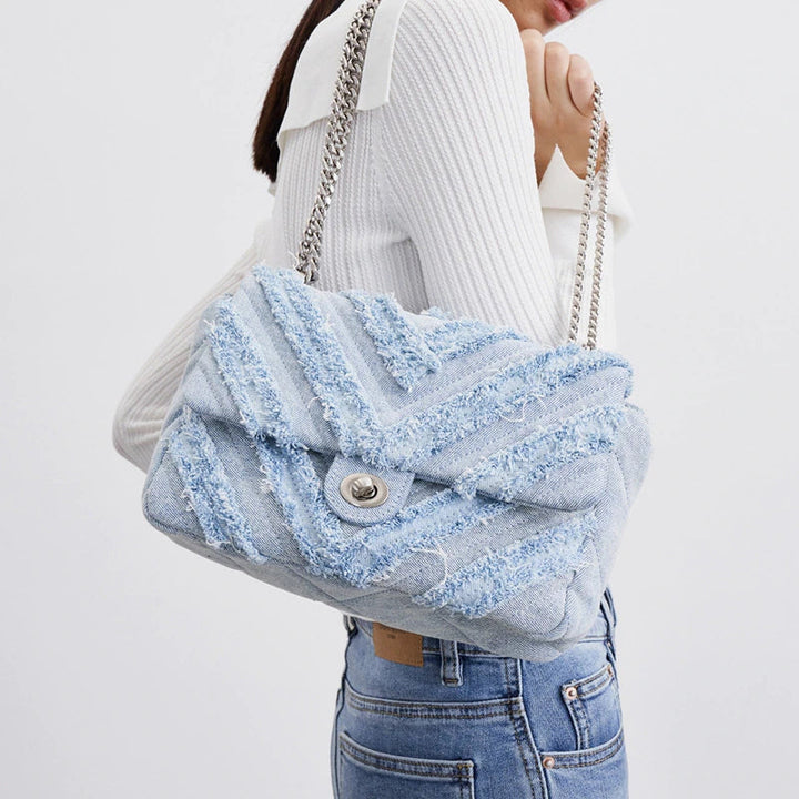 Borsa a tracolla in denim blu chiaro per donne di Macy