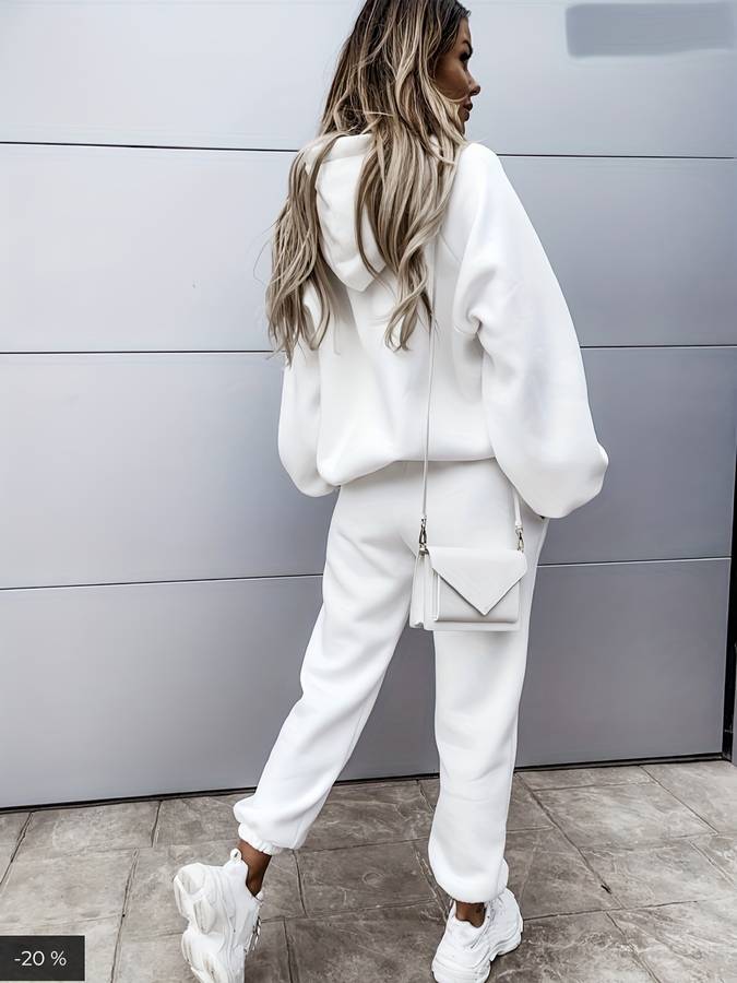Karina - Stylish Hoodie and Sweatpants Set for Women
