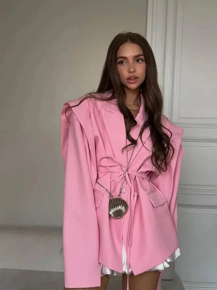 Blazer de mujer con cordones y hombreras acolchadas para otoño, de corte elegante