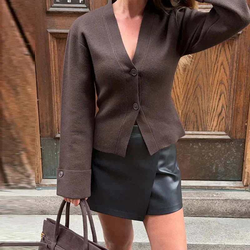 Cardigan pour femme en maille automnale, style casual, avec décolleté en V et boutons élégants