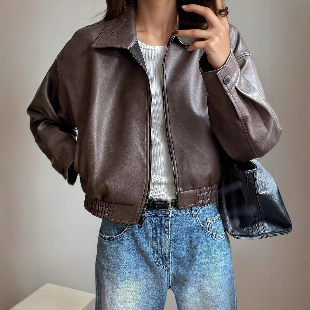 Veste en cuir pour femme avec bord-côte en simili cuir, idéale pour l’automne et la mi-saison