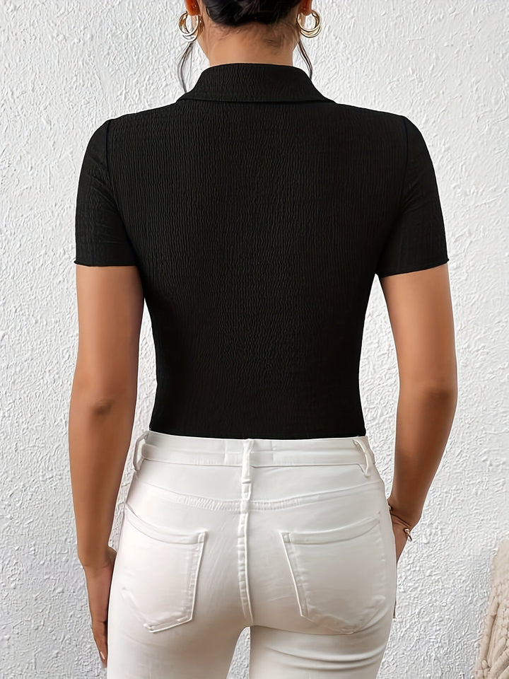 Maya - Elégant chemisier noir avec boutons en forme de cœur pour femmes