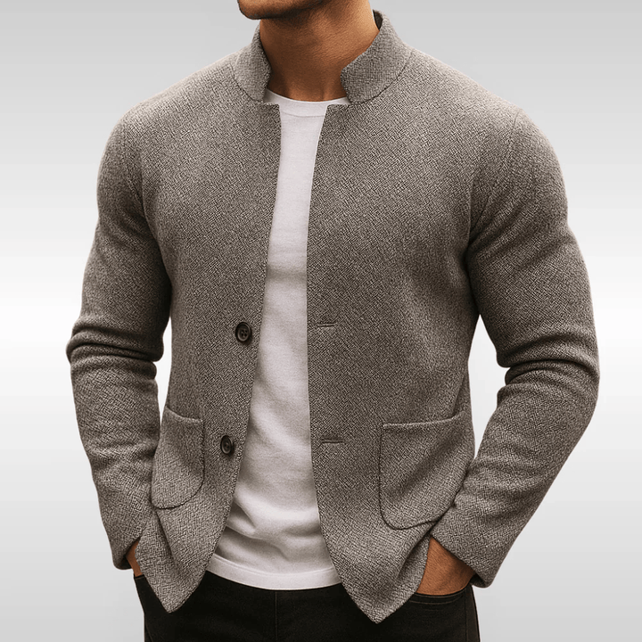 Men's knitted wool vest, sleeveless and button-up, for autumn
