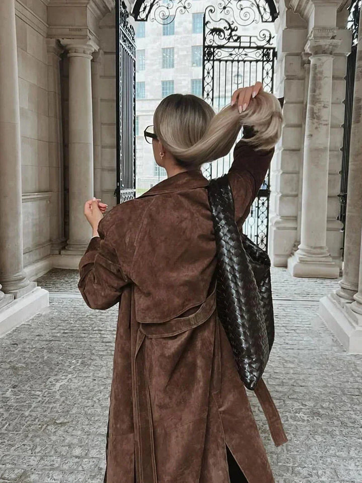 Trench-coat pour femme avec ceinture et revers, manteau élégant pour les journées d'automne plus fraîches