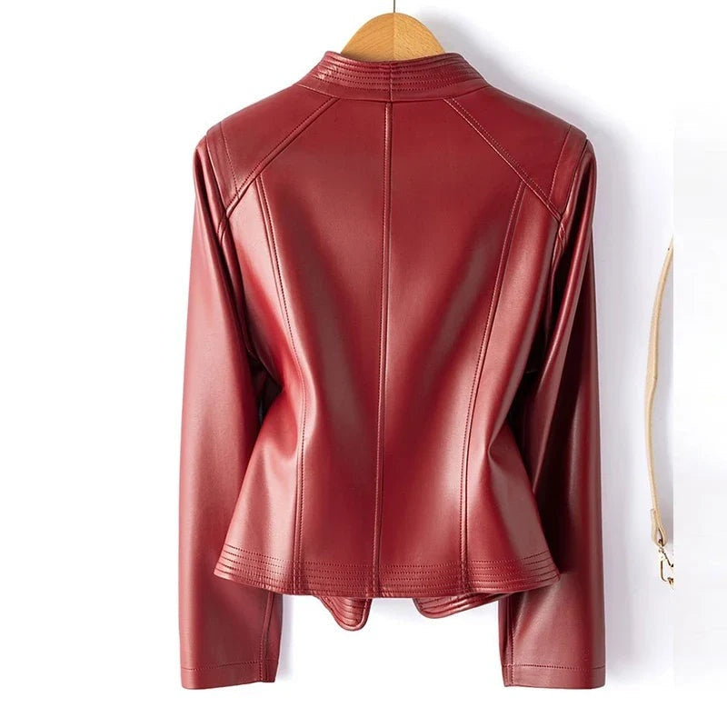Veste perfecto femme en cuir, idéale pour l’automne et la mi-saison