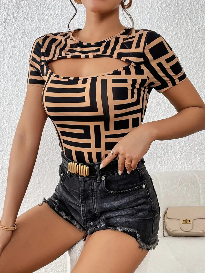Livia - Elegant cut-out summer T-shirt for women