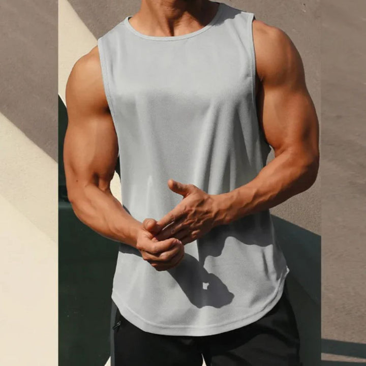 Top sportivo alla moda pronto per l'estate - Broos