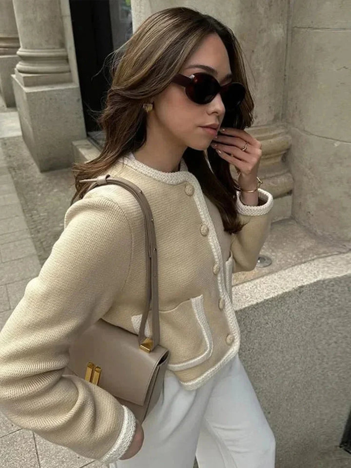 Giacca corta da donna in maglia effetto tweed, elegante e raffinata per l’autunno
