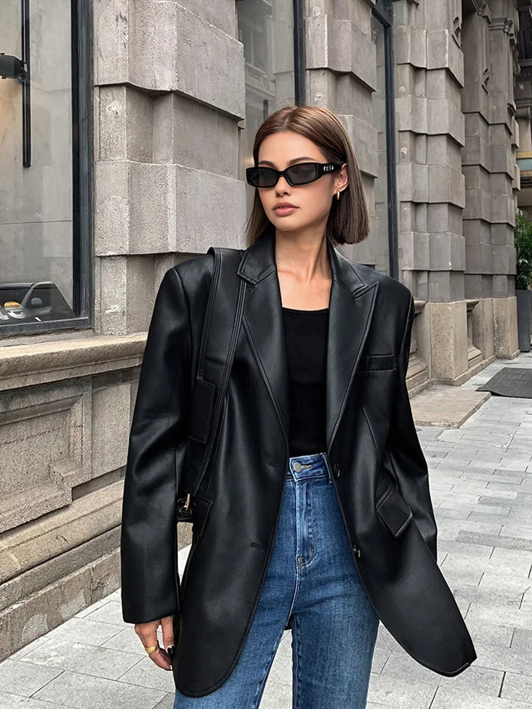 Blazer oversize para mujer de cuero sintético con cuello