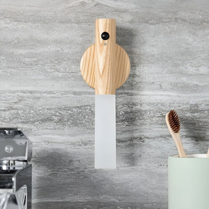 Applique da parete senza fili con sensore di movimento e accumulatore magnetico, in legno, per soggiorno e camera da letto