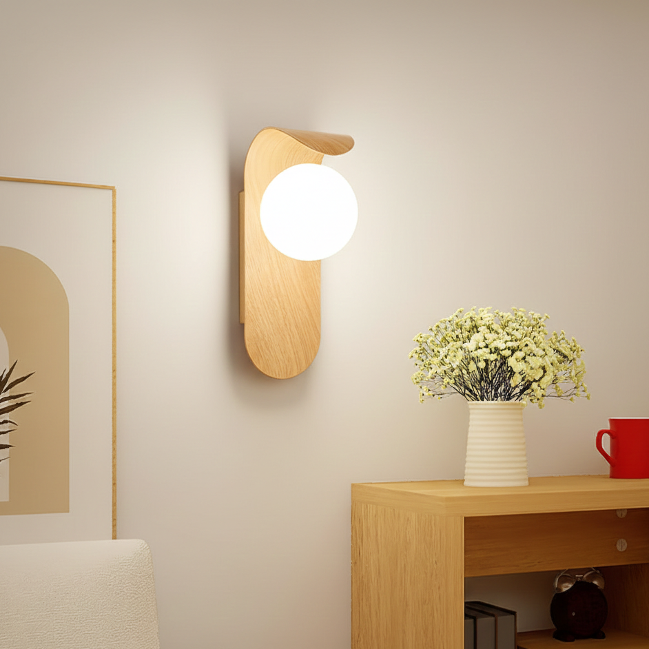 Aplica de perete LED sferică cu finisaj lemn pentru living, 13 × 25 cm